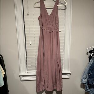 Elegant Mauve Sleeveless Maxi Dress
